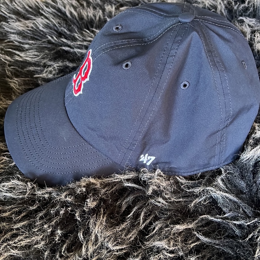 Baseball cap 🧢 - Picture 2 of 3